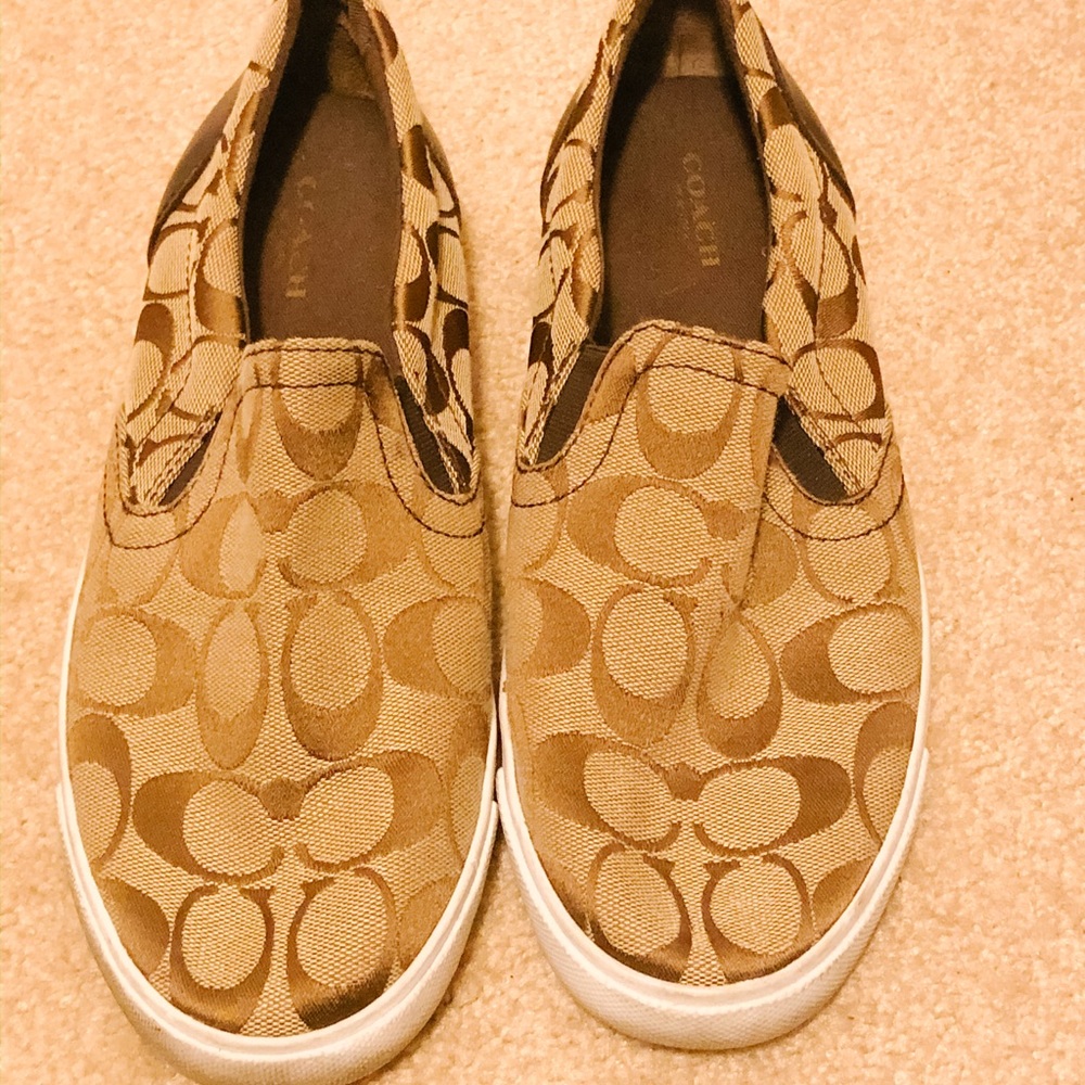 Coach slide on shoes women’s size 8